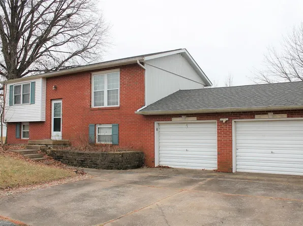 3724 Torch Club Rd, Alton, IL 62002