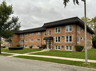 430 W Stevens Dr APT 102, Addison, IL 60101