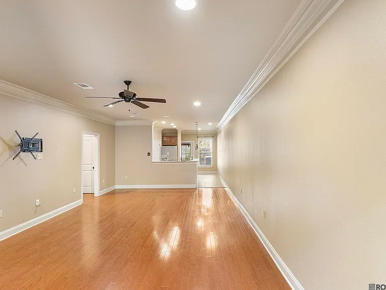 11110 Boardwalk Dr #41 — Photo 3