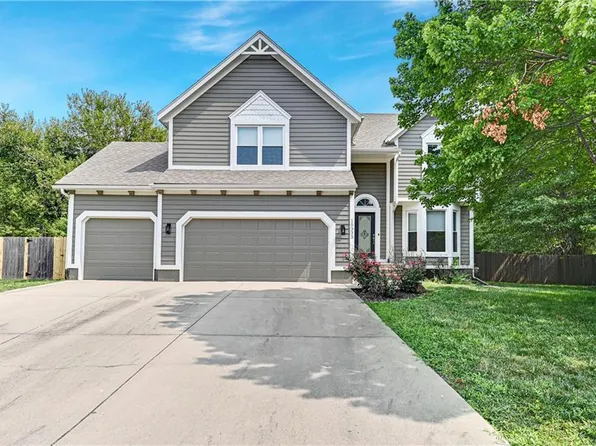 15333 Riley St, Overland Park, KS 66223