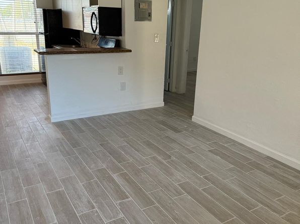 241 S Royal Poinciana Blvd APT 108