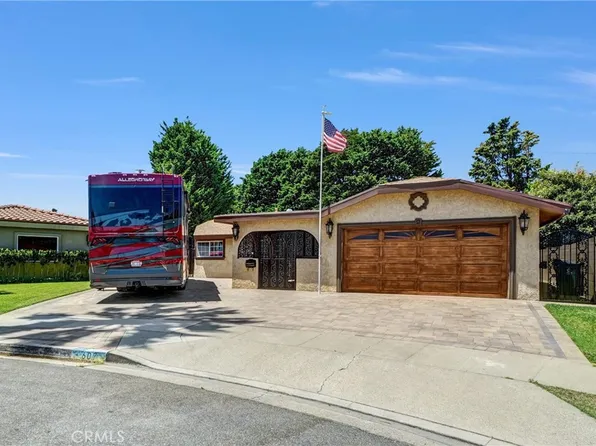 607 Jana Cir, Huntington Beach, CA 92648