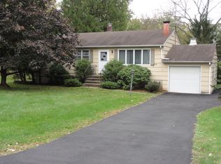 434 Lyons Rd, Basking Ridge, NJ 07920