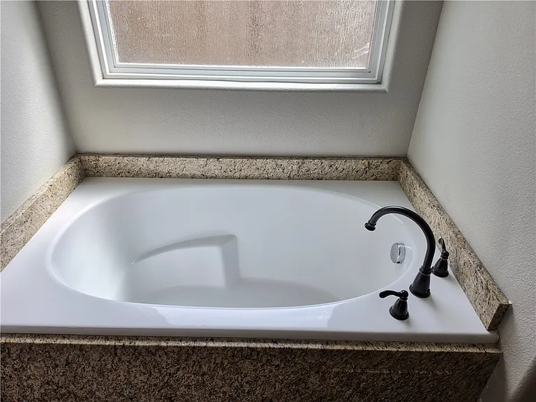 4129 Karo Dr — Photo 17