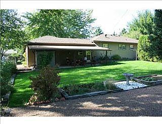 4th image of 2411 Patricia Ln