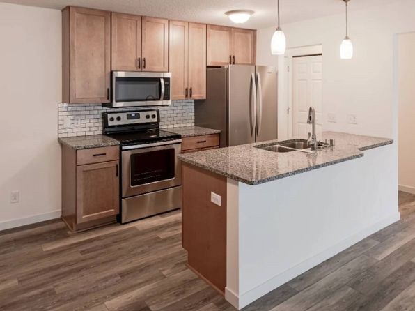8201 46th Ave N #D102