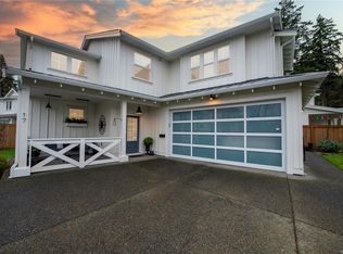 17 Jedstone Pl, View Royal, BC V9B 0V3