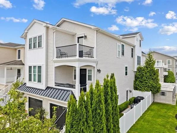 116 N Decatur Ave #A, Margate City, NJ 08402