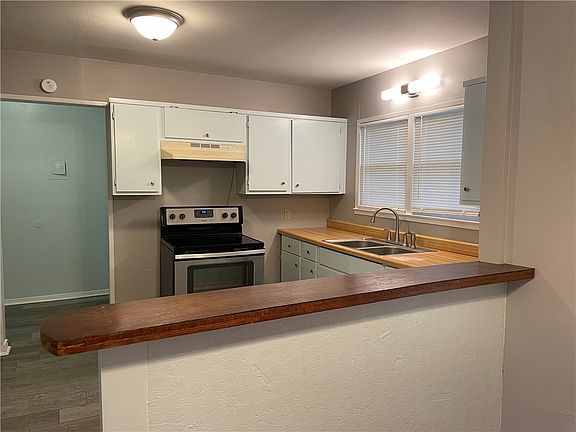 5th image of 4426 Wesley Dr
