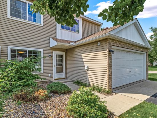 6414 158th St W, Apple Valley, MN 55124