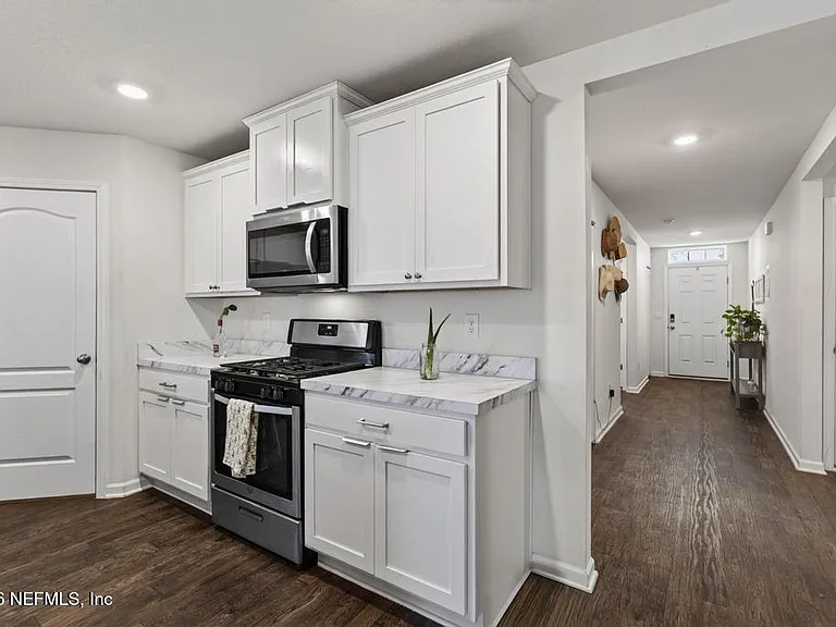 14 Jarama Cir — Photo 18