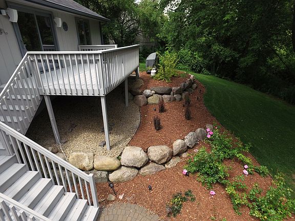 5th image of 40 Carriage Ln