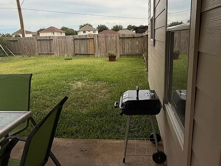 1247 Lavender Shade Ct — Photo 43
