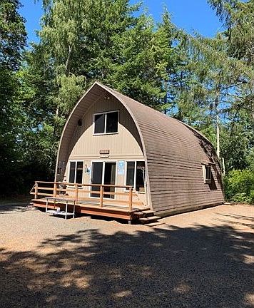 2nd image of 21420 Birch Pl