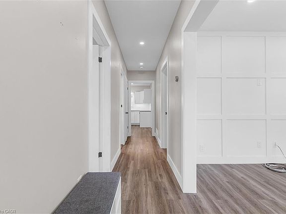 4th image of 19 Lyons Ave