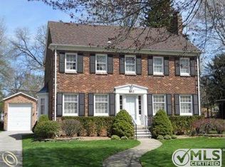 862 Grand Marais St, Grosse Pointe Park, MI 48230