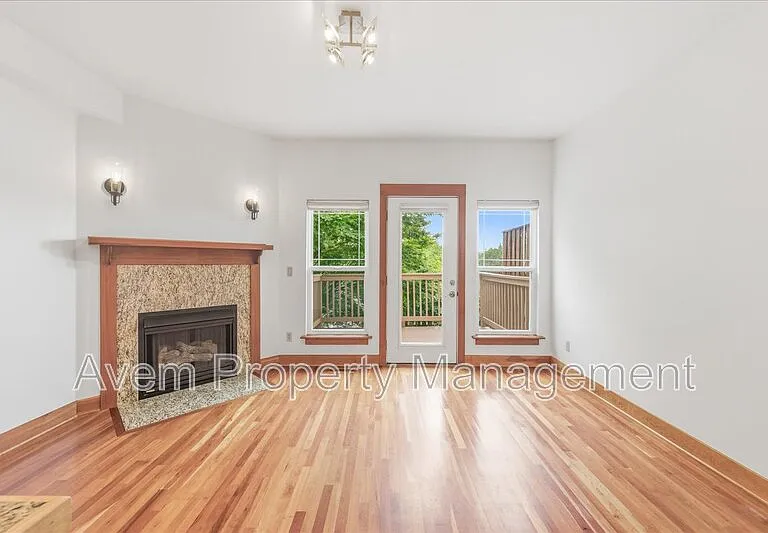 4527 SE 40th Ave — Photo 5
