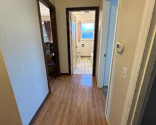 4th image of 241 S Thielsen St