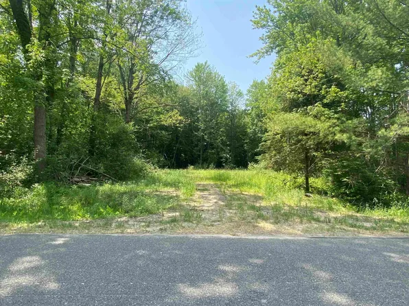 50036697 Road, Midland, MI 48642