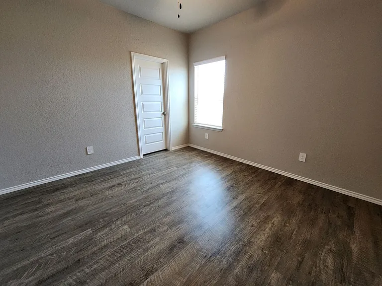 1137 Gracie Way — Photo 9