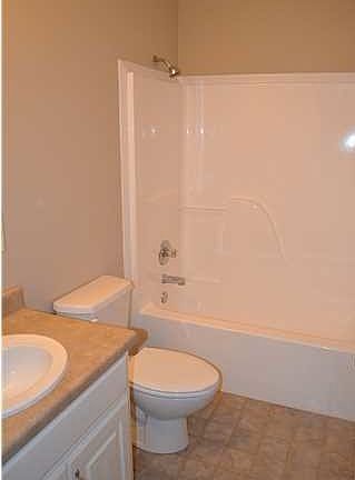 3rd image of 10370 Hunt Cir