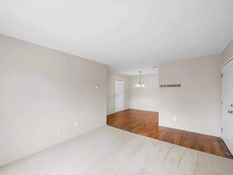 7362 Manor Cir #203 — Photo 11