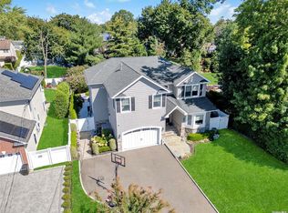3429 Silverton Ave, Wantagh, NY 11793