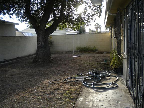 411 Naples St. 2-4-14 003