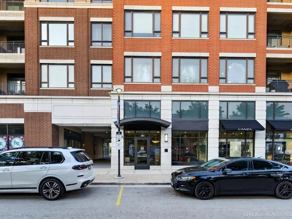 (undisclosed Address), Willowbrook, IL 60527
