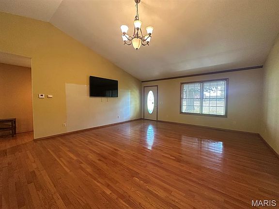 4th image of 23320 Caitie Ln