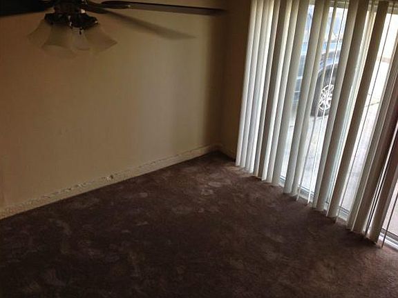 3rd image of 3416 Meridian Ave