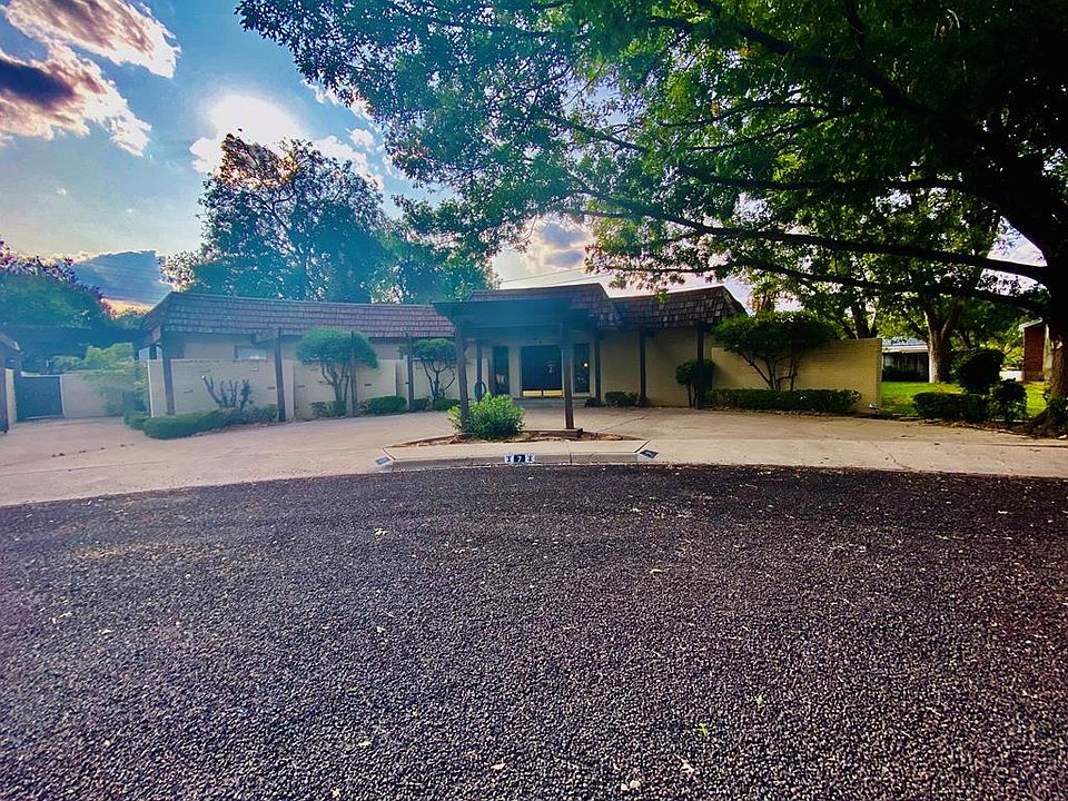 1st image of 7 Cherrywood Cir