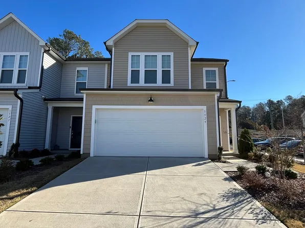 1529 Smoky Mountains St, Durham, NC 27713