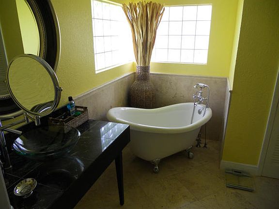 4th image of 4592 Turnberry Ct