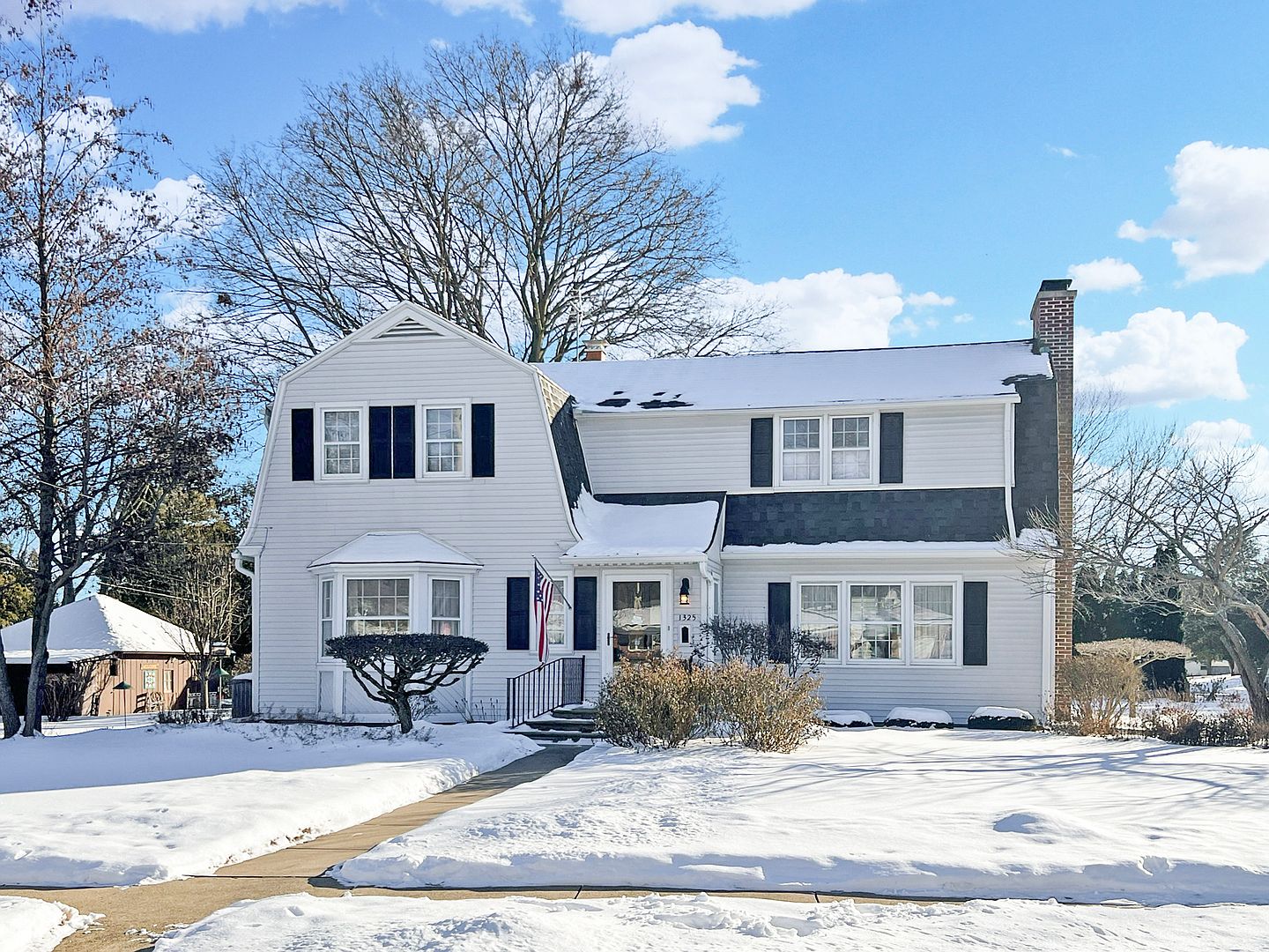 1325 W Lincoln Blvd, Freeport, IL 61032 Zillow