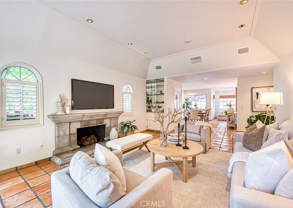 1st image of 29305 Rue Fleurie