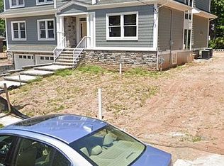 735 Rutland Ave, Teaneck, NJ 07666