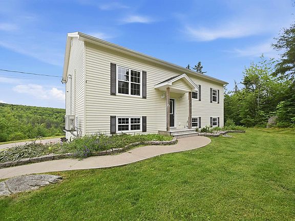2nd image of 39 Roma Dr