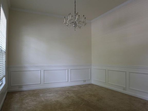 3rd image of 3262 Briaroak Dr