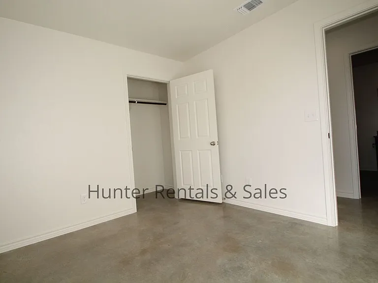 1810B Ponca Trce — Photo 23