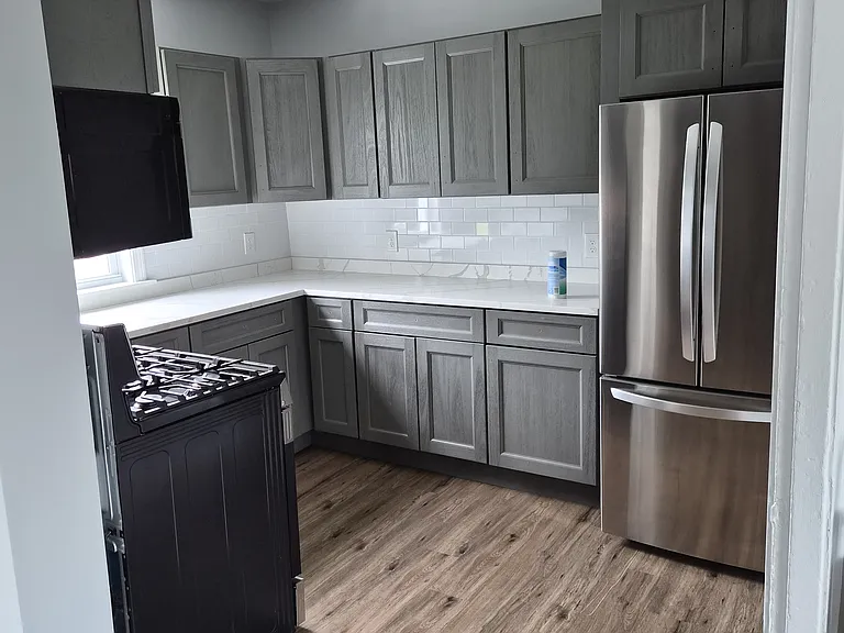 Kitchen
LG French door refrigerator bottom freezer