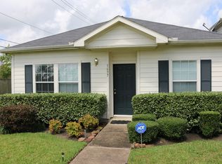 1693 Nichole Woods Dr, Houston, TX 77047