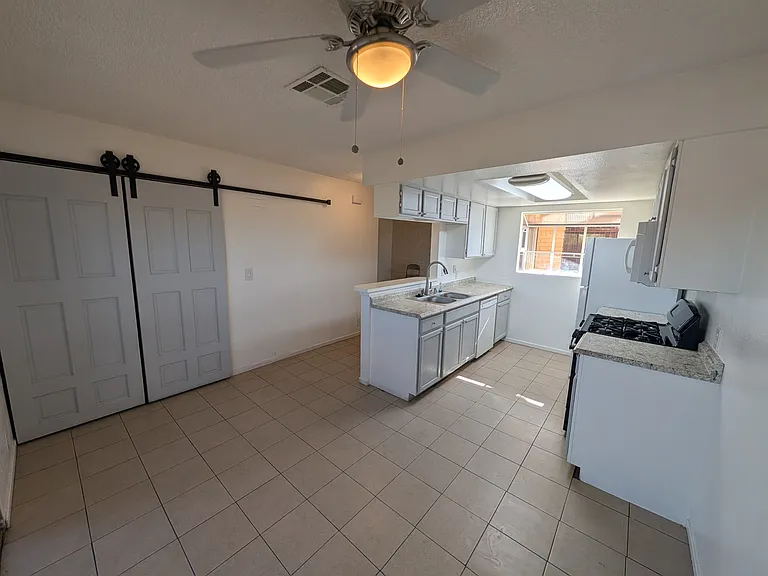 3033 Saint George St #A — Photo 6