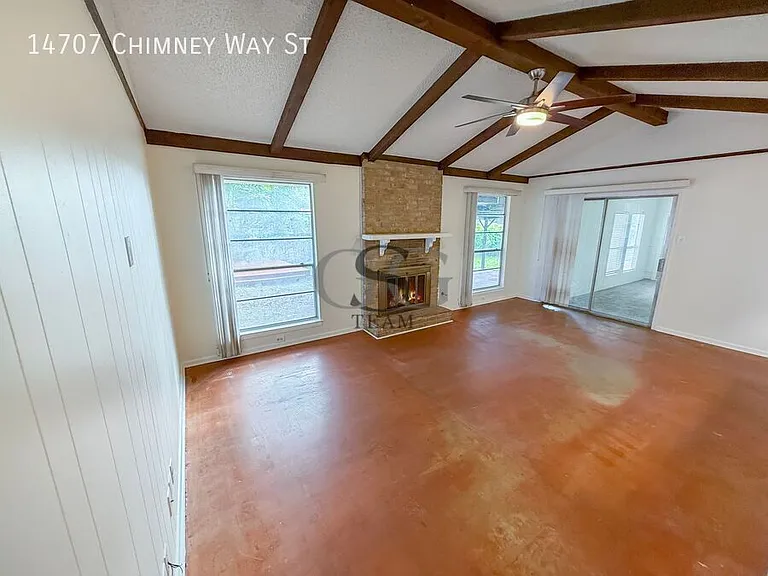 14707 Chimney Way St — Photo 32