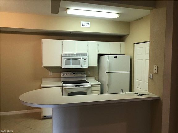 4th image of 6300 Aragon Way APT 105