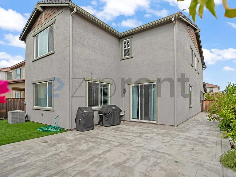 813 Stickney Way — Photo 37