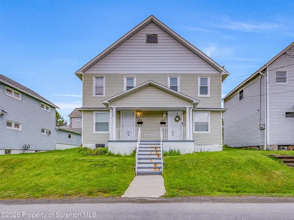 405-407 Hudson St, Forest City, PA 18421