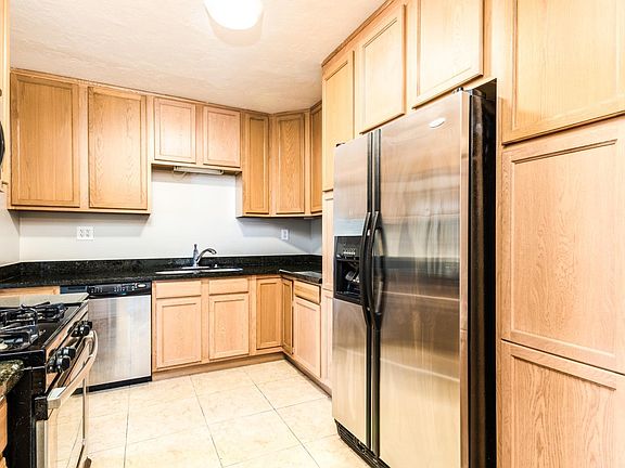2nd image of 2556 W Earll Dr