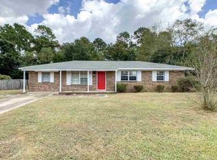 6 Usher Cir, Pensacola, FL 32506