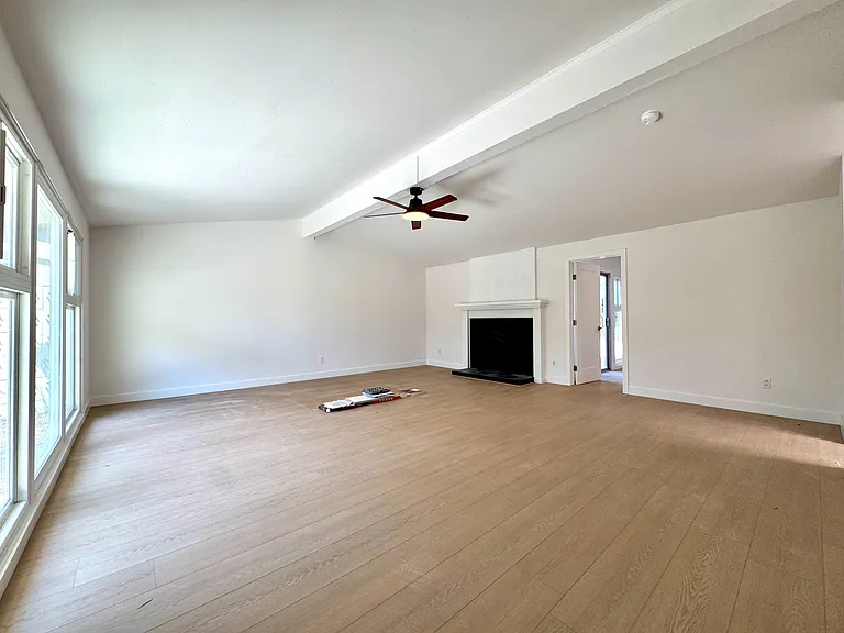Living room 1